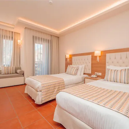 Sundia By Liberty Suncity Otel 4*