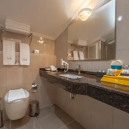 Sundia By Liberty Suncity 4* Oludeniz