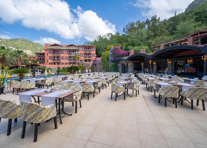 Sundia By Liberty Suncity 4* Öludeniz