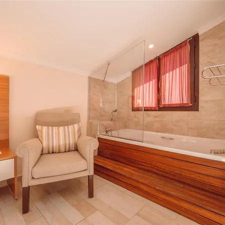 Sundia By Liberty Suncity