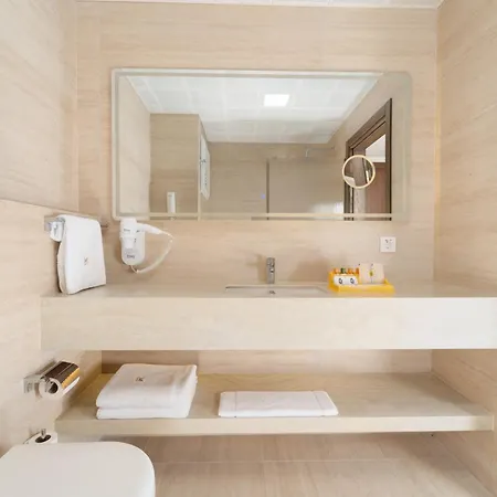 Hotel Sundia By Liberty Suncity