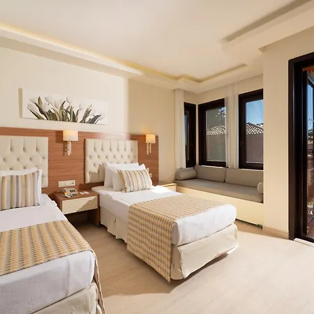 Sundia By Liberty Suncity 4* Öludeniz