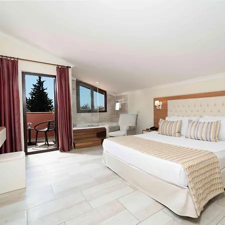 Sundia By Liberty Suncity Otel 4*