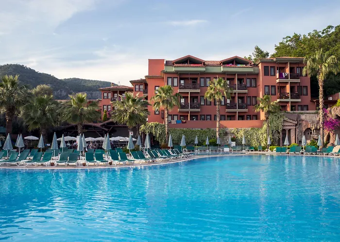 Sundia By Liberty Suncity Otel 4*
