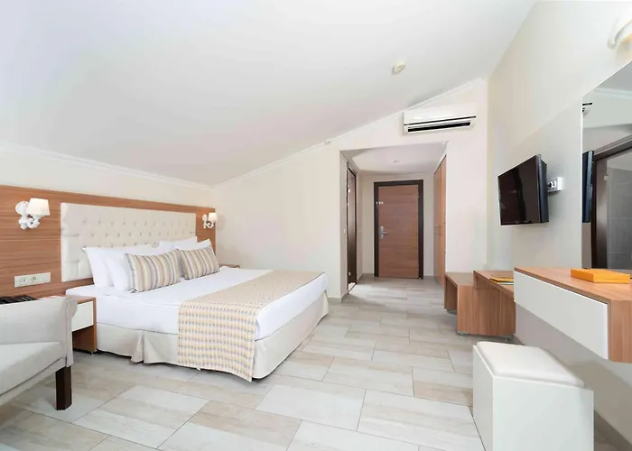 Sundia By Liberty Suncity Otel Ölüdeniz